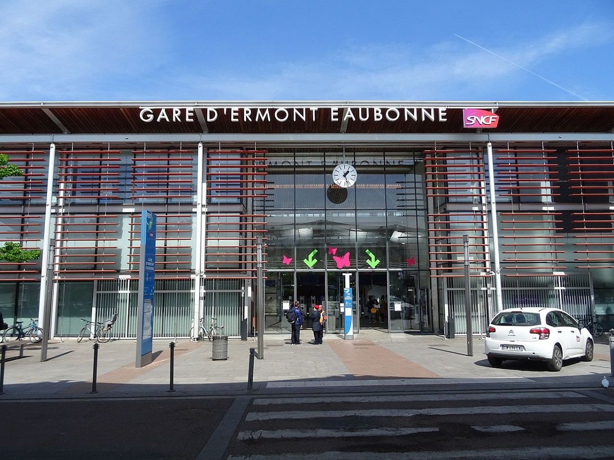 Gare d'Ermont Eaubonne dans le Val d Oise en Île de France