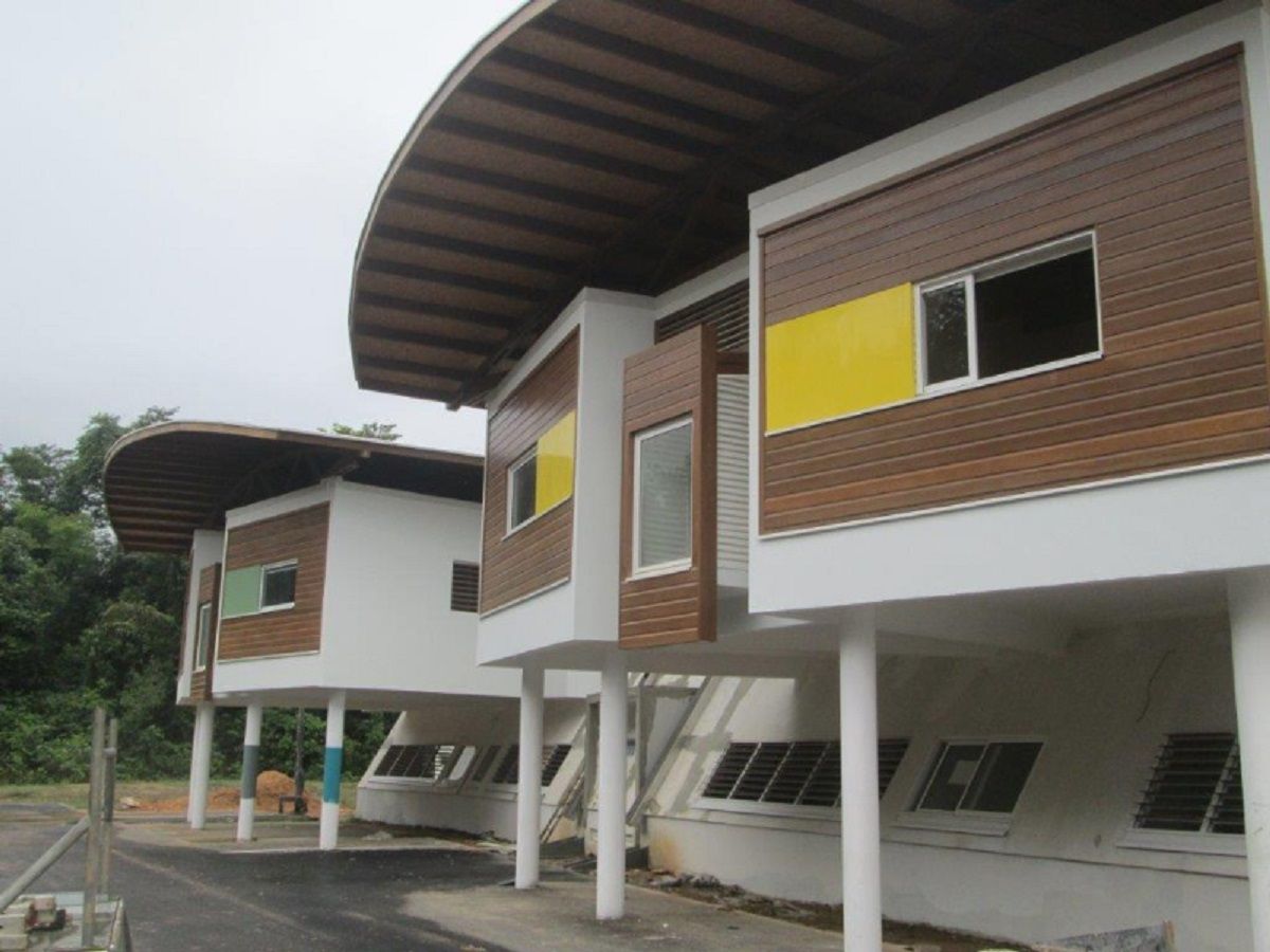 IME YEPI_KAZ_situe_dans_la_banlieue_de_Cayenne_qui_vient_d_etre_inaugure_et_qui_pourra_acceuillir_70_enfants_polyhandicapes