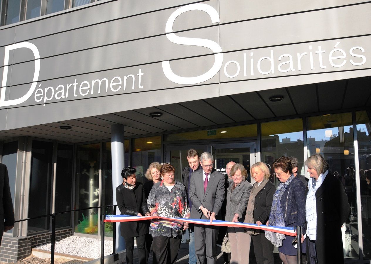 La Maison du Departement Solidarites de l Artois a Bethune dans le Pas_de_Calais