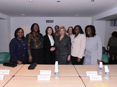 Visite premiere dame côte d'ivoire dominique ouattara à hopital neker à Paris