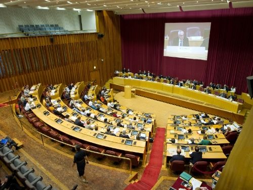 Réunion de l'assemblée plénière de la région en septembre 2012