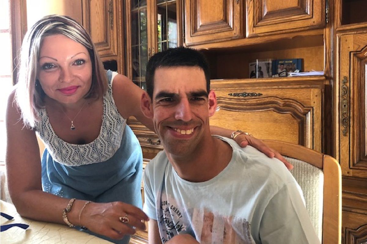 jennifer et son frère 740ee