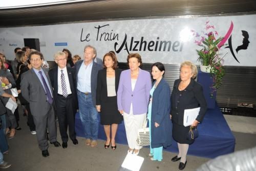 Inauguration train alzheimer a Paris en pr&eacute;sence de Roselyne BACHELOT