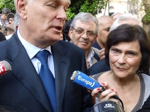 Le Premier Ministre Jean-Marcs AYRAULY lors d'un déplacement a Marseille lors des législatives de 2012 venu soutenir la Ministre Marie Arlette CARLOTTI a sa droite