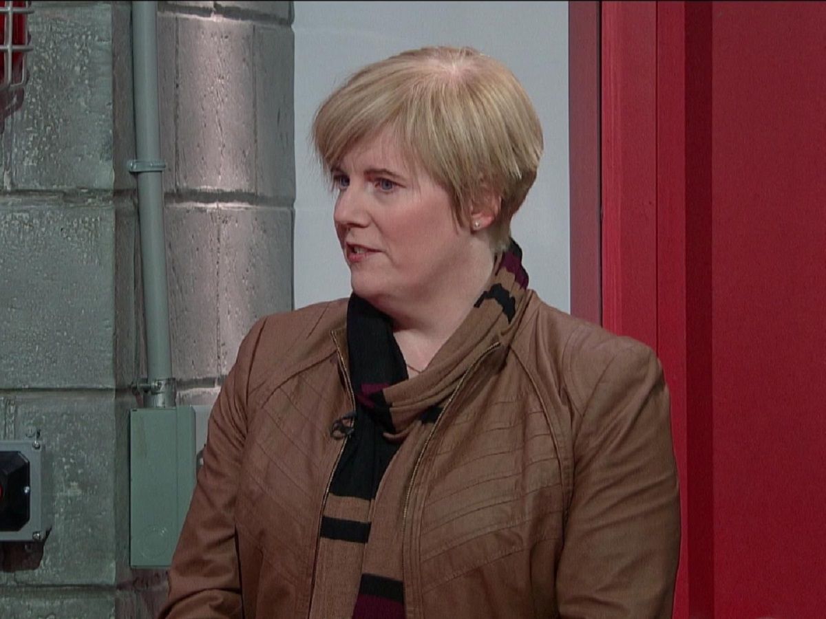 La Ministre canadienne Carla QUALTROUGH