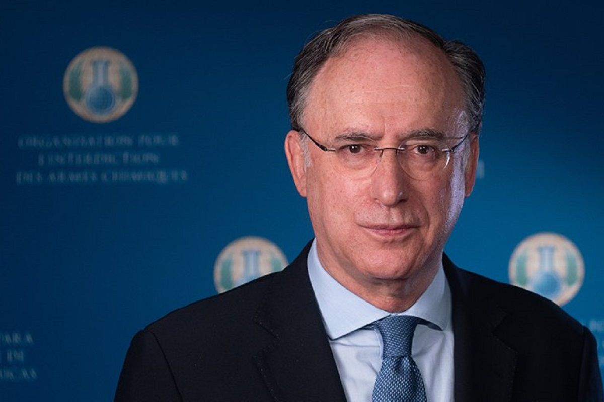 Le directeur general de lorganisation dinterdiction des armes chimiques Fernando ARIAS