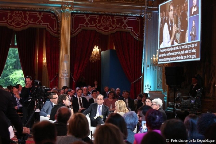 Le Chef de l Etat abordant les questions du travail lors de temoignage
