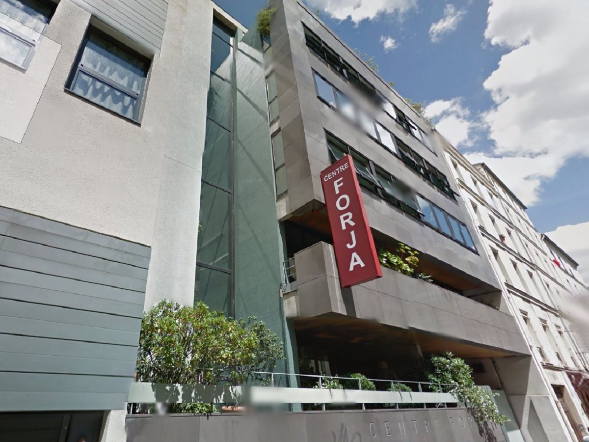 Facade exterieur du Centre de formation pour aveugle FORJA a Paris