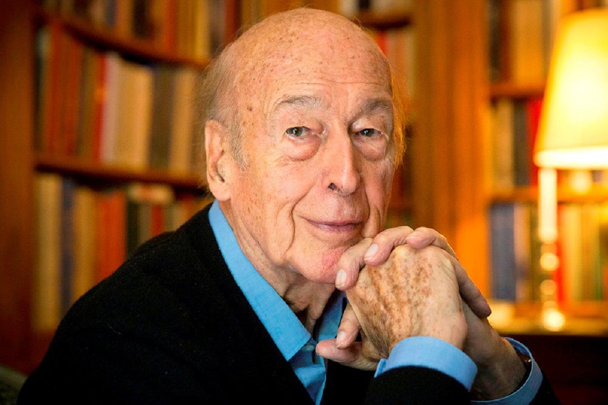 L'ancien président Valéry Giscard d'Estaing vient de décédé a l'âge de 94 ans du covid 19 b924b