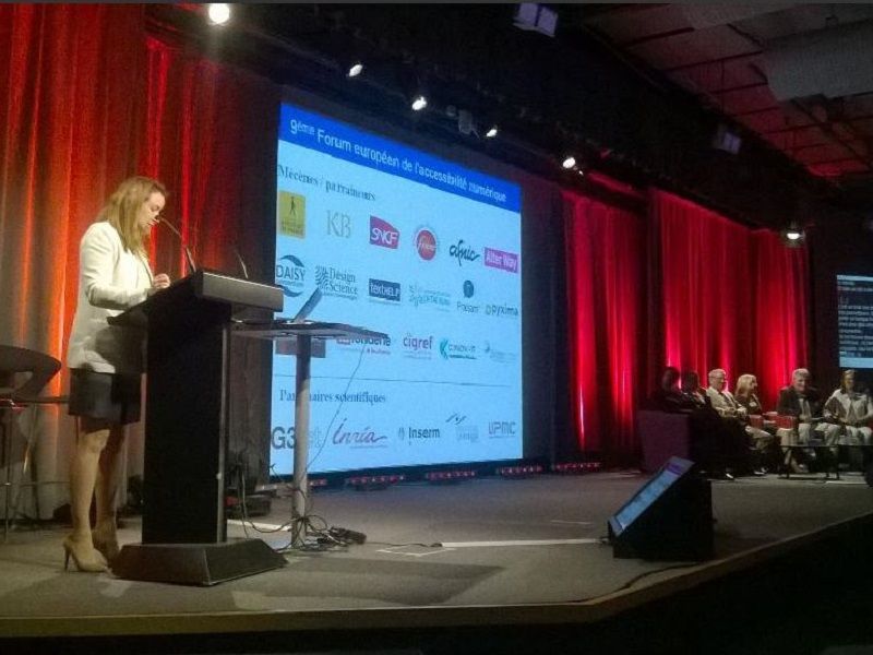 Signature Convention entre Axelle LEMAIRE et BrailleNet