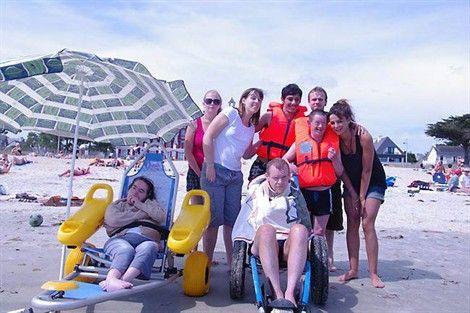 Animateur et vacanciers apajh 2011 carnac