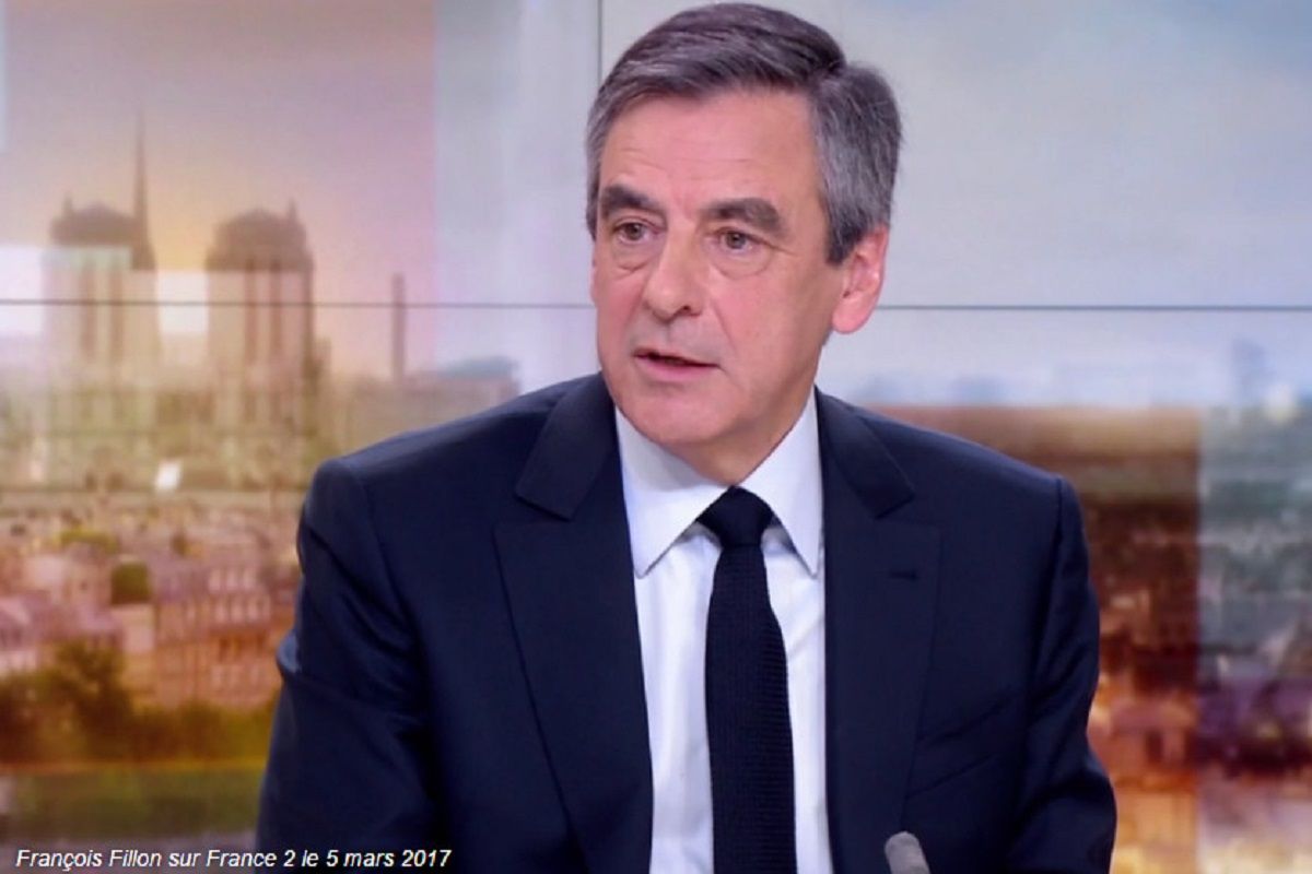 François FILLION sur le Plateau du JT de France 2 le 5 mars 2017 avec le présenteur