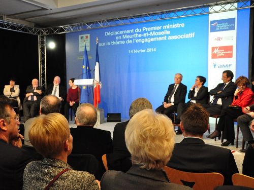 Signature charte associatif a Nancy