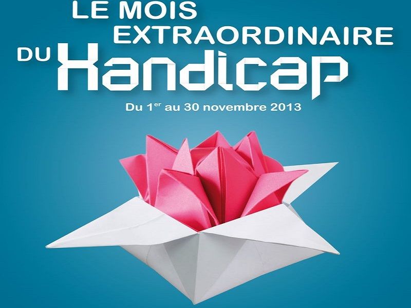 Affiche du mois extraordinaire organis&eacute; par la ville de Paris du 1er au 30 novembre 2013
