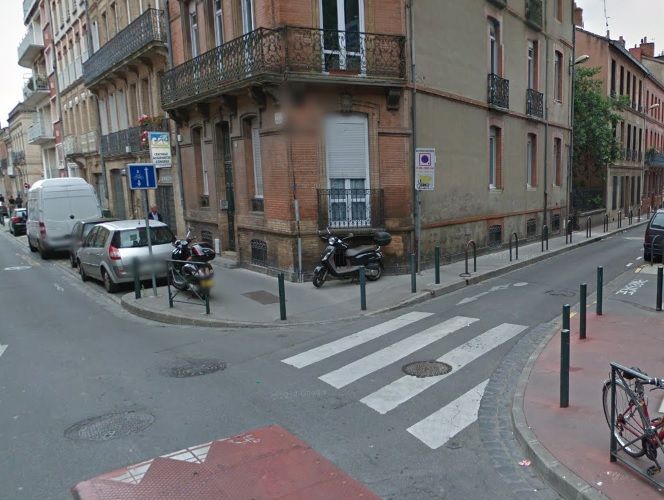 Angle de la rue Queven et des chalets a Toulouse