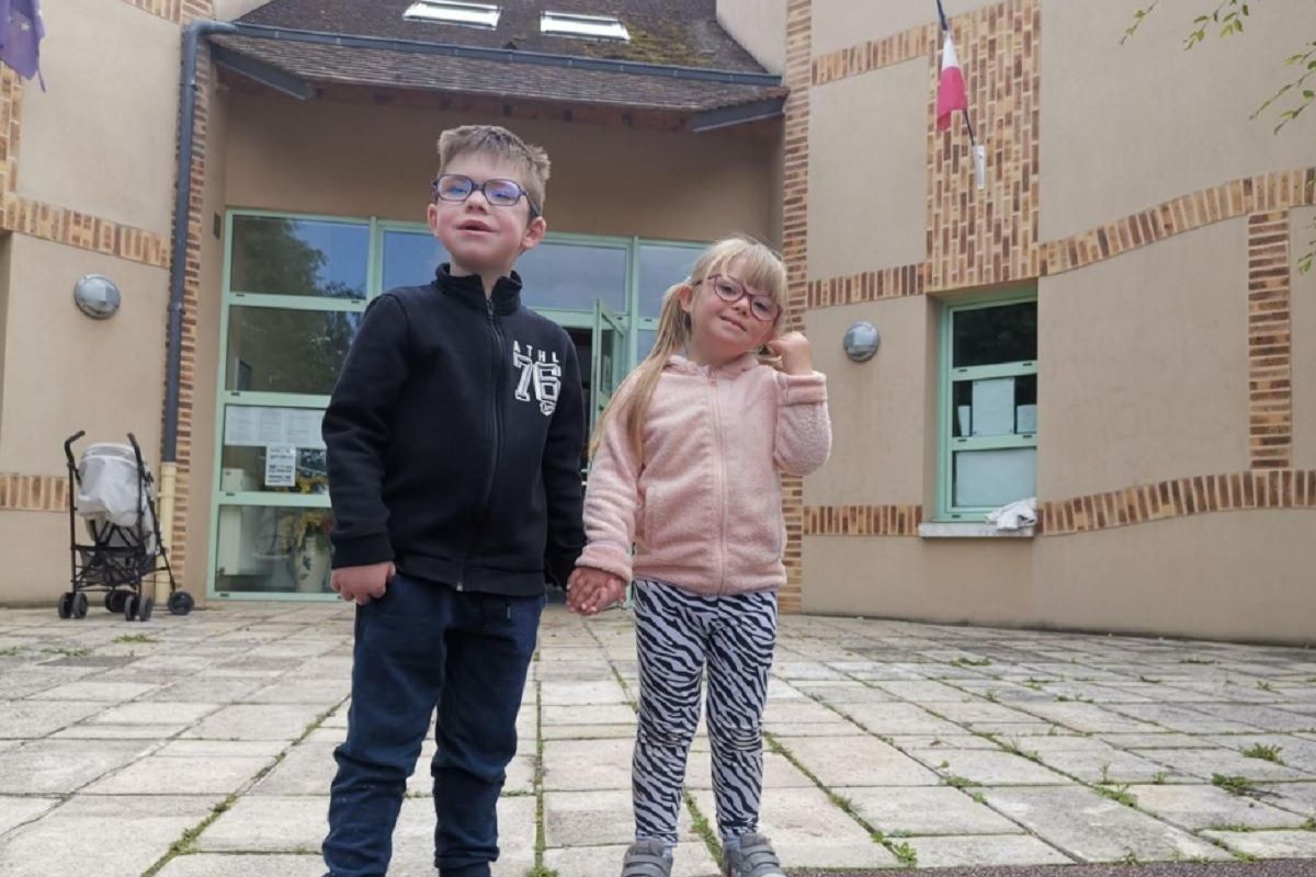 Liaam et Marylou tous les deux scolarisés à l'école maternelle jean de fontaine à Morigny-Champigny dans le sud de l'essonne d1841